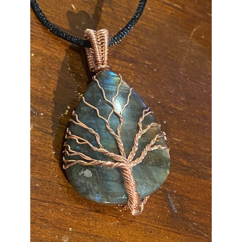Absolutely stunning labradorite tree of life copper wrapped pendant necklace MT2